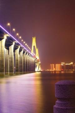 大桥夜景 海湾大桥 桥体亮化