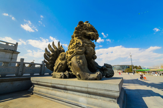 狮子雕像 丹凤朝阳广场