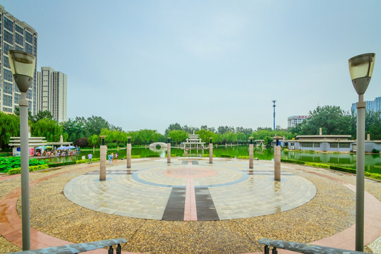 花园广场 广场石柱