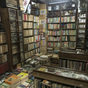 老书店旧书店一角
