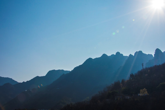 山岭 阳光