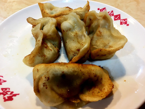 锅贴 锅饺 煎饺