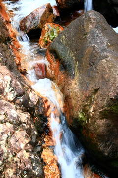 钦州八寨沟风光 山泉