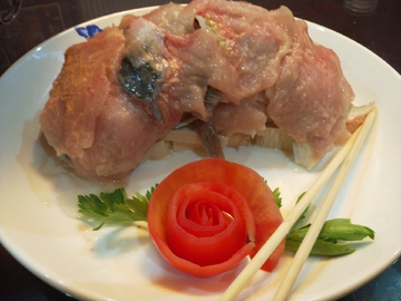 中华鲟鱼火锅