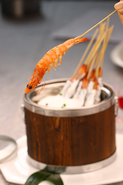 盐焗串烧虾