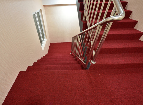 楼梯 红地毯