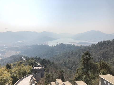 南昌怪石岭长城景点