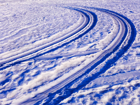 冰雪路面