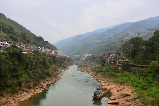 丙安古镇远景 赤水河河流