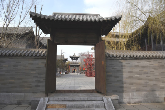 东平水浒影视城