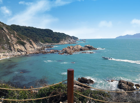 深圳东西涌海岸线