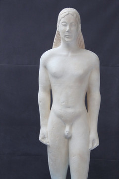 石雕古代希腊青年裸体雕像