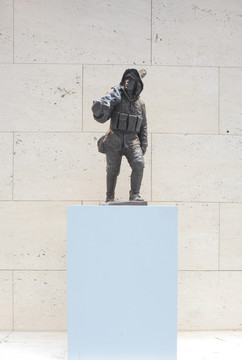 士兵雕塑