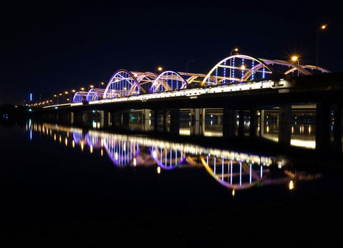 广运大桥夜景