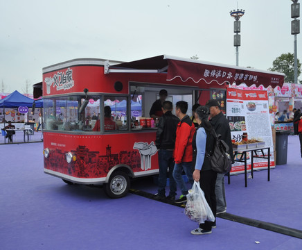 移动餐车 快餐车 餐饮车