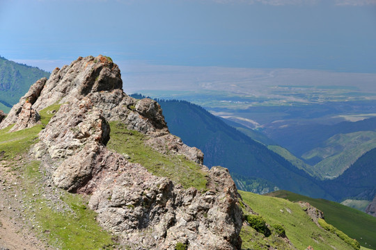 天山