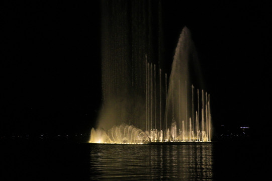 西湖灯光音乐喷泉