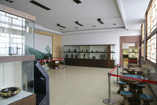 宜兴陶瓷博物馆展厅