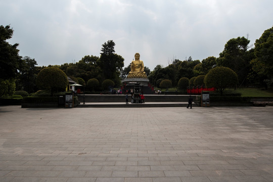 重庆华岩寺