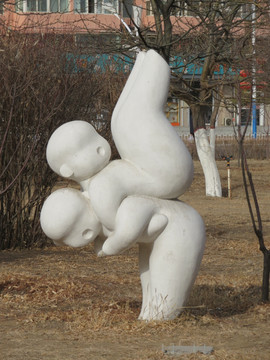 儿童游戏雕塑