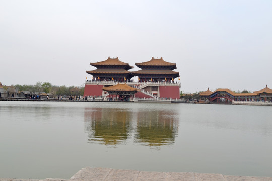 清明上河园