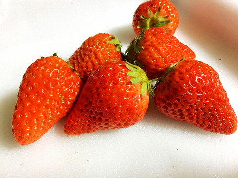 草莓 进口草莓