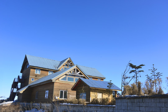 西岭雪山日月坪接待站 木楼宾馆