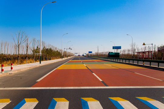 马路