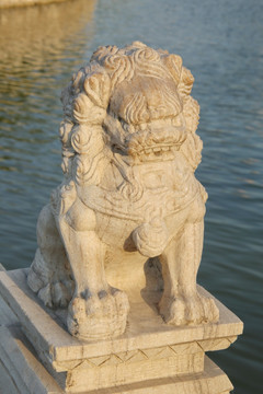 狮子石雕像像