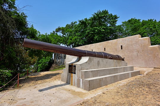 虎门山顶炮台的克孚伯炮