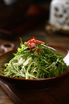凉拌苦菊