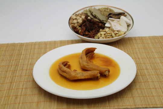 香辣鸭掌 泡椒鸭掌