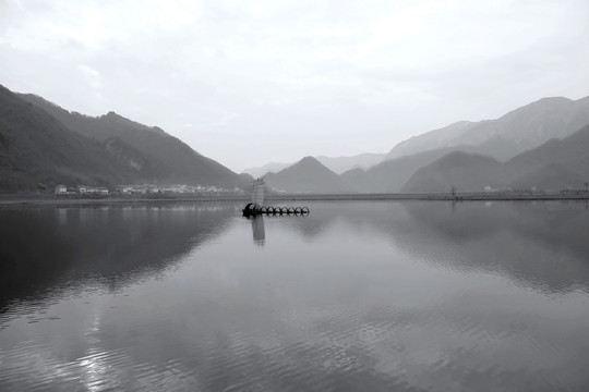 黑白山水风景