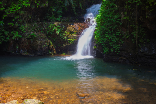 瀑布风景