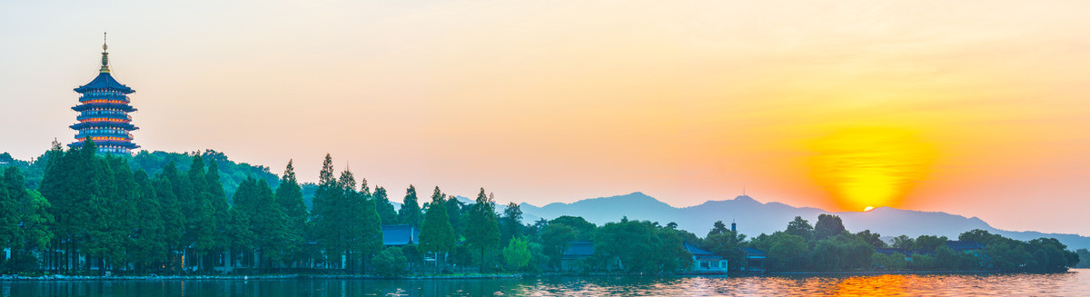 雷峰夕照