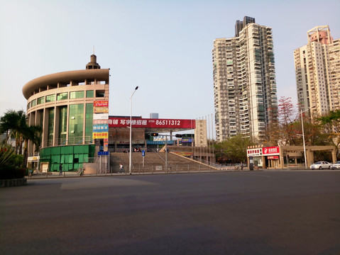 南油文化广场