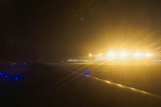 温州机场航站楼 路灯 夜景