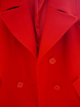 红色上衣