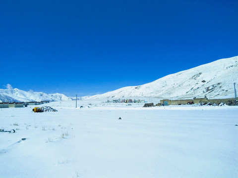 藏区高原雪山山脉