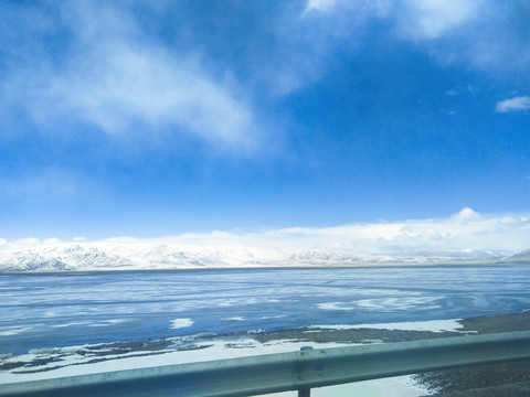 藏区高原雪山山脉