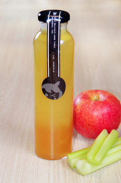 苹果西芹汁