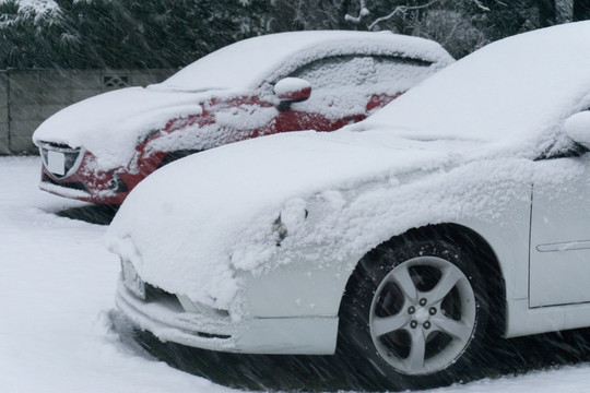 车身 积雪