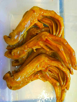 卤鸭爪高清照片