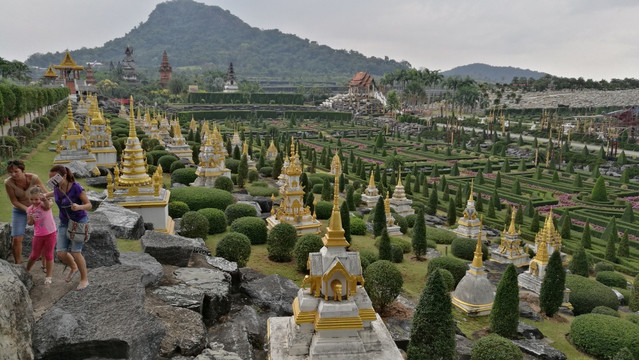 泰国芭提雅东芭乐园景观