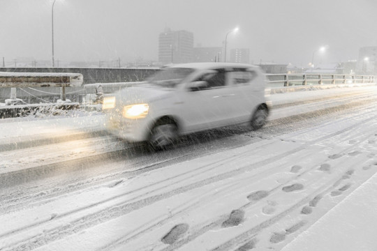 冰雪路 乘用车