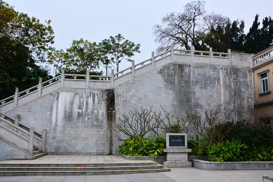 墙壁
