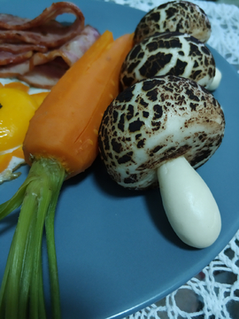 胡萝卜与蘑菇包