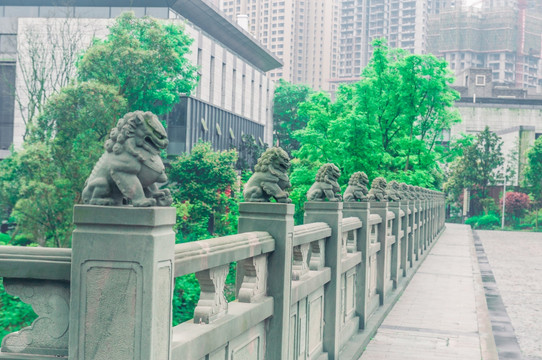 石头狮子