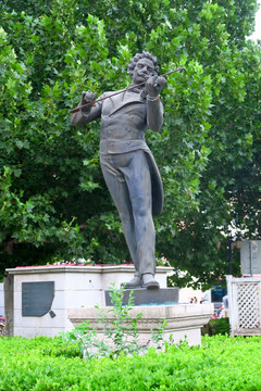 音乐家雕像 约翰施特劳斯