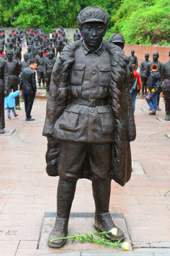 中国壮士群雕 杨靖宇塑像